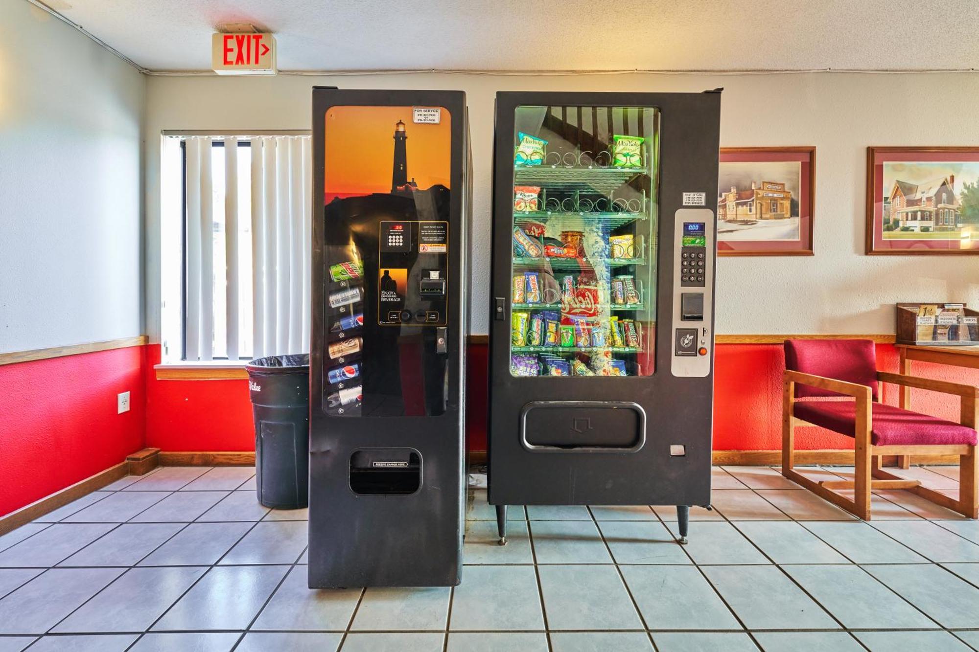 Econo Lodge Maquoketa Екстер'єр фото